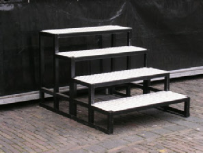 Podium trap 4 treden 1m hoog